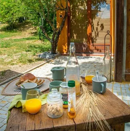 Frühstückspension Hameau D'hotes La Roseraie-drome Condorcet