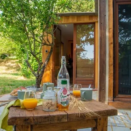 La Roseraie-drôme 3*