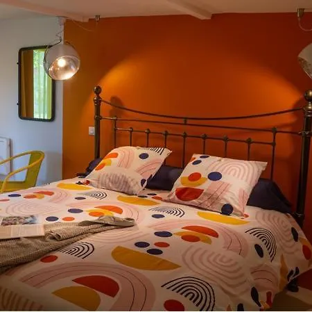 Hameau D'hotes La Roseraie-drome 3*