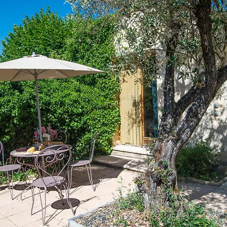 Hameau D'hotes La Roseraie-drome *