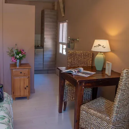 Hameau D'hotes La Roseraie-drome