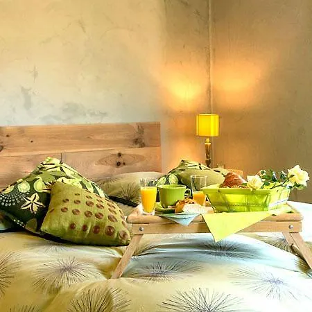 Couette-café La Roseraie-drôme