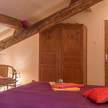 La Roseraie-drôme Couette-café Condorcet