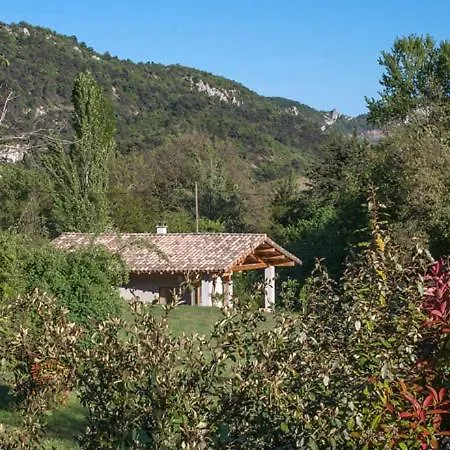 Couette-café La Roseraie-drôme