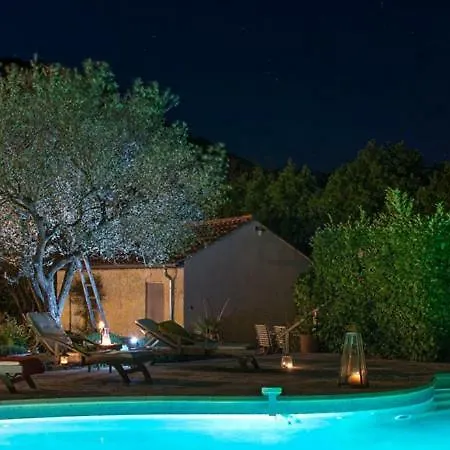 La Roseraie-drôme 3*